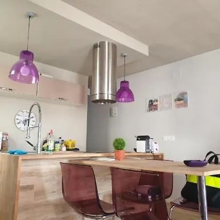 En